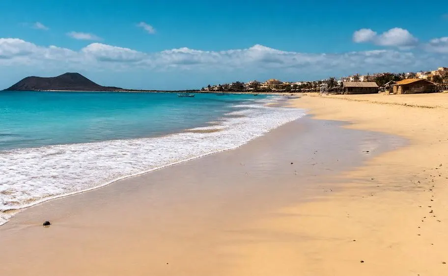 Playa de Santa Mar&iacute;a en la Isla de Sal, Cabo Verde
