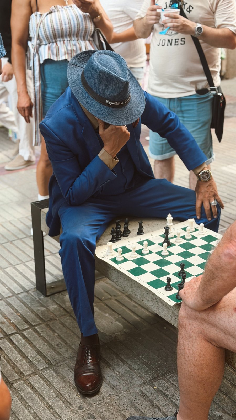 Partida de ajedrez en una calle de Santo Domingo