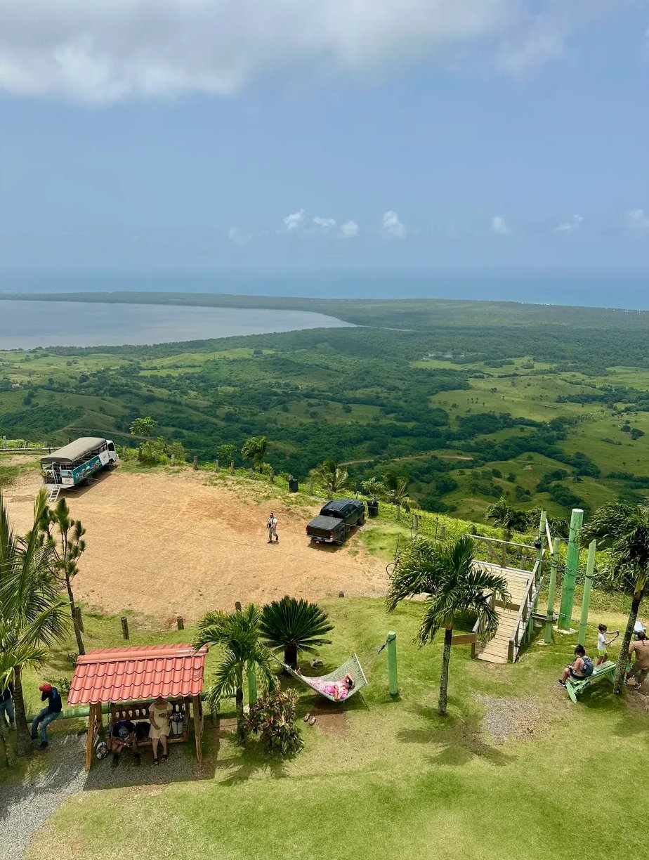 Vistas desde Montaña Redonda, Miches